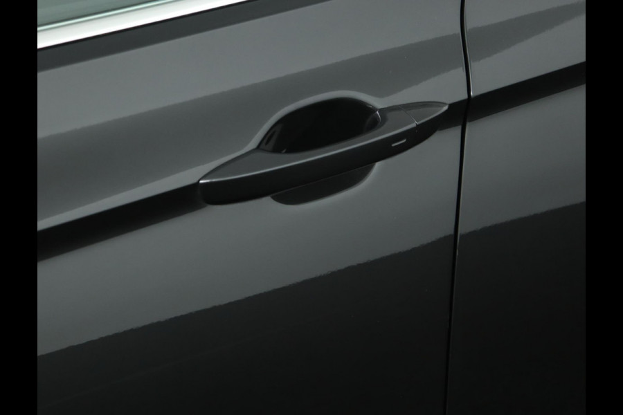 Volkswagen Passat Variant 1.5 TSI Business|Pano|Stoelverwarming|Keyless