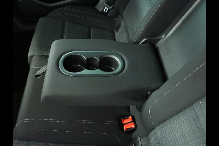 Volkswagen Passat Variant 1.5 TSI Business|Pano|Stoelverwarming|Keyless