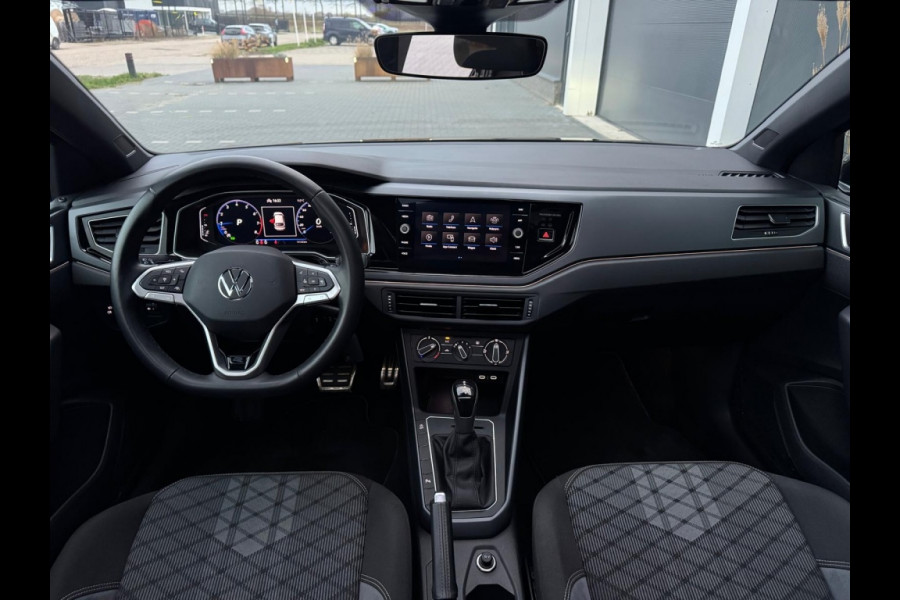 Volkswagen Taigo 1.0 TSI 3x R-Line FULL PANO APPLE CARPLAY LEDER LED