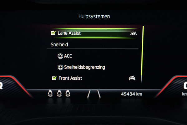 Škoda Karoq 1.5 TSI ACT Sportline Automaat | Pano-dak | CarPlay | Virtual | Acc | Stoelverwarming V+A | Led | Pdc | Keyless |