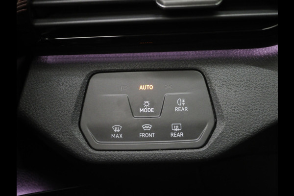 Volkswagen ID.4 77 kWh | Adaptive Cruise | Sfeerverlichting | Stoelverwarming | PDC | DAB | Carplay