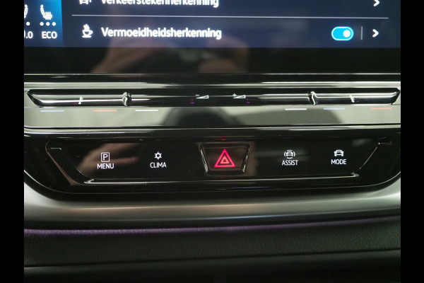Volkswagen ID.4 77 kWh | Adaptive Cruise | Sfeerverlichting | Stoelverwarming | PDC | DAB | Carplay
