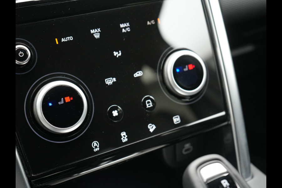 Land Rover Discovery Sport P300e Dynamic SE Plug In Hybrid 300pk Dealer O.H. PHEV | Adaptive Cruise | Meridian Sound | Camera | Lederen Sportstoelen Memory & Verwarmd | Apple Carplay | Keyless | Blis | Stuur Verwarmd | Navigatie | DAB | 20"L.M |
