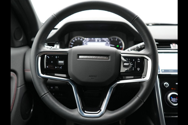 Land Rover Discovery Sport P300e Dynamic SE Plug In Hybrid 300pk Dealer O.H. PHEV | Adaptive Cruise | Meridian Sound | Camera | Lederen Sportstoelen Memory & Verwarmd | Apple Carplay | Keyless | Blis | Stuur Verwarmd | Navigatie | DAB | 20"L.M |