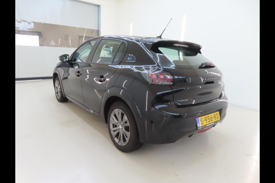 Peugeot e-208 EV Active Pack 50 kWh SOH 100% Airco Navi Carplay Cruise Control PDC Achter Full LED 16" LM Velgen