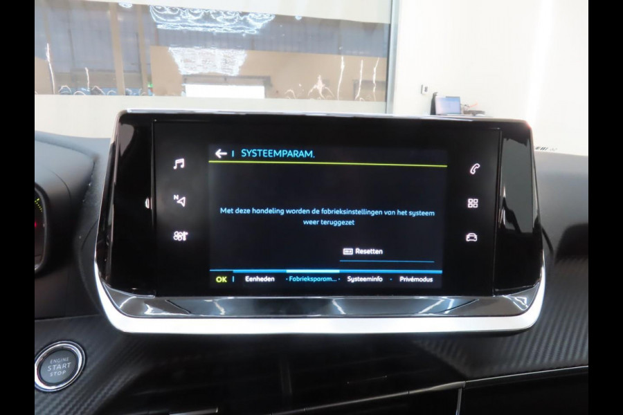Peugeot e-208 EV Active Pack 50 kWh SOH 100% Airco Navi Carplay Cruise Control PDC Achter Full LED 16" LM Velgen