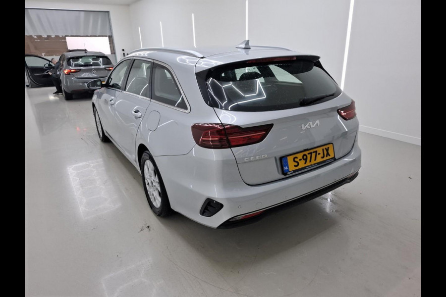 Kia Ceed Sportswagon 1.0 T-GDi 120pk DynamicLine Airco ECC Navi Cruise Control PDC VA+ Camera Full LED Carplay Lichtmetalen velgen DAB+