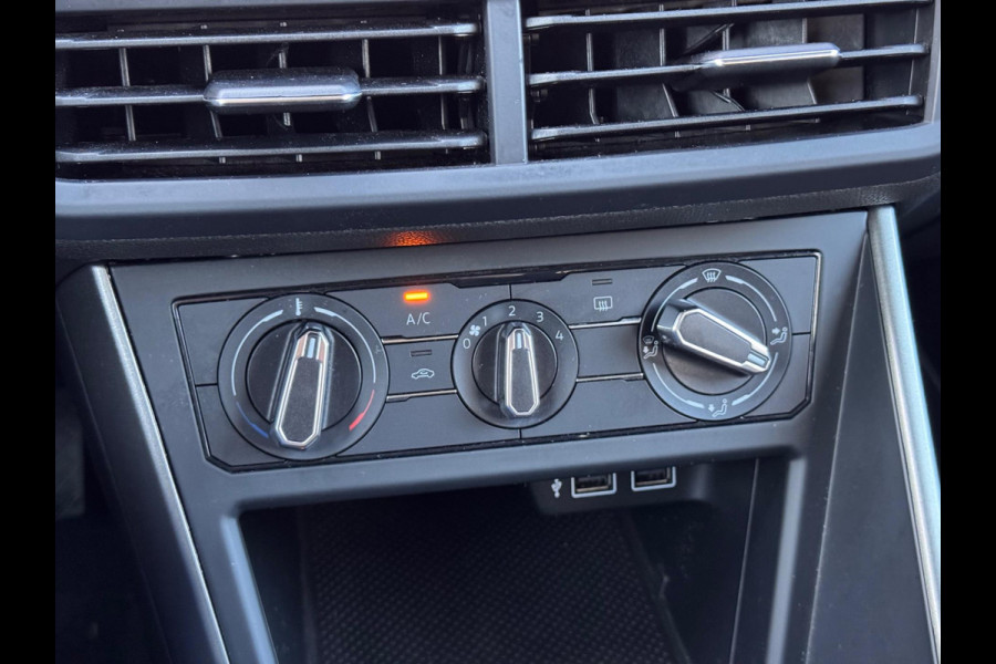 Volkswagen Polo 1.0 TSI Comfortline AppleCarPlay/Navi