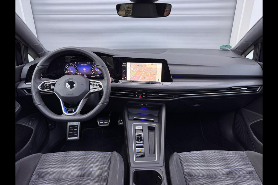 Volkswagen Golf 1.4 eHybrid GTE Pano/Matrix/HuD/Trekhaak