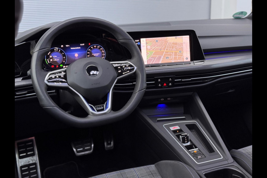 Volkswagen Golf 1.4 eHybrid GTE Pano/Matrix/HuD/Trekhaak
