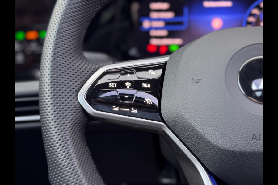 Volkswagen Golf 1.4 eHybrid GTE Pano/Matrix/HuD/Trekhaak