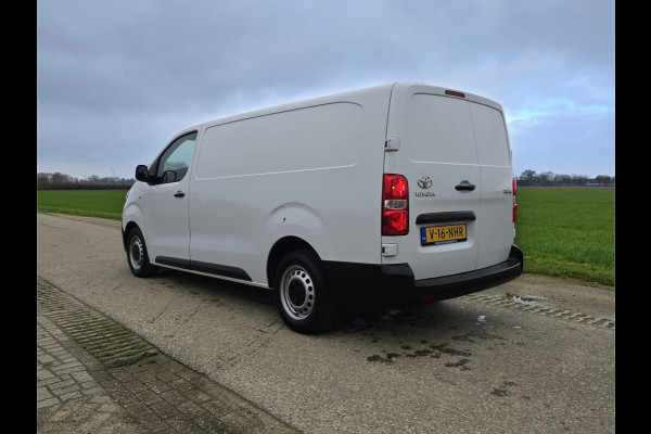 Toyota ProAce Worker 2.0 D-4D Long L3 H1 - 145 Pk - Euro 6 - ParkeerCamera - Airco - Cruise Control - AppleCarplay AndroidAuto