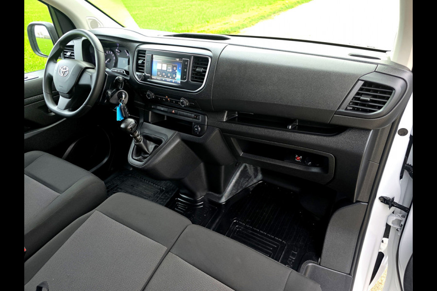 Toyota ProAce Worker 2.0 D-4D Long L3 H1 - 145 Pk - Euro 6 - ParkeerCamera - Airco - Cruise Control - AppleCarplay AndroidAuto