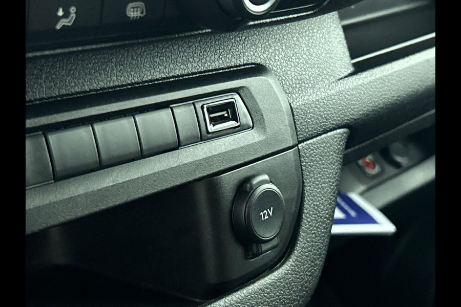 Opel Vivaro 2.0 145pk L3 Automaat Airco Cruise Navigatie Trekhaak