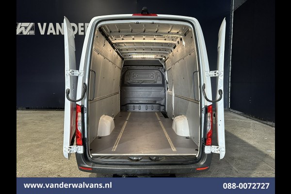 Mercedes-Benz Sprinter 317 CDI 170pk 3500kg Trekhaak L3H2 Euro6 Airco | 360 graden Camera | Navigatie | Chauffeursstoel | Cruisecontrol Apple Carplay, Android Auto, Stoelverwarming, Parkeersensoren, Bijrijdersbank