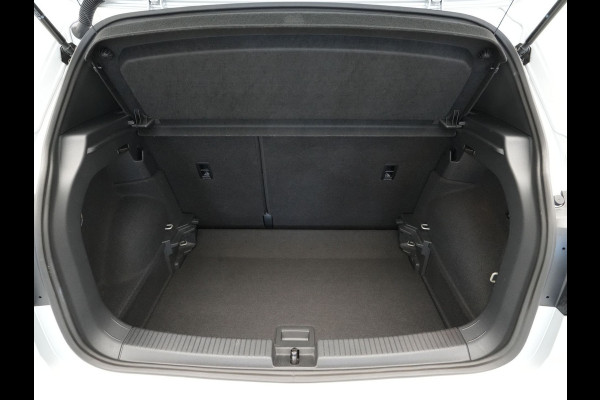 Volkswagen T-Cross 1.0 TSI 110pk DSG R-Line Navigatie Camera Stoelverwarming Acc Carplay 3