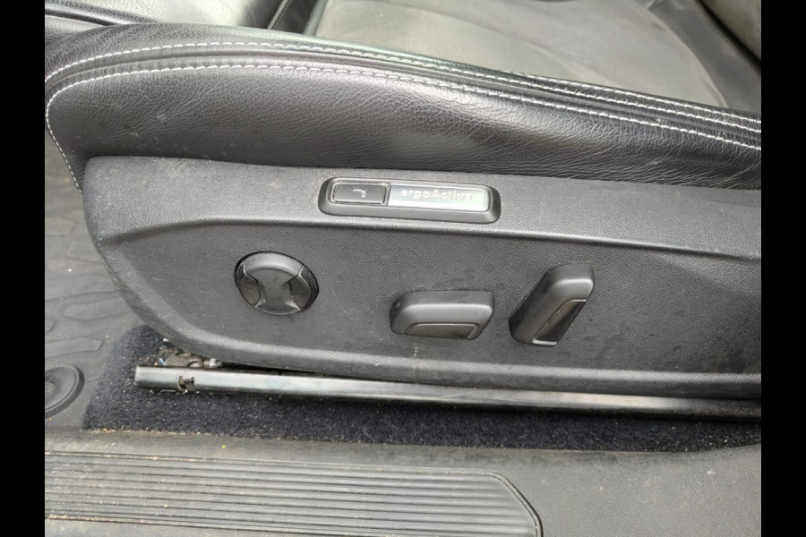 Volkswagen ID.3 First Max 58kWh Pano-dak Adap.Cruise Apple Carplay Android Camera PDC Ergo Active-Stoel Navi-Pro Ecc Stoel-Stuurverwarming Elek.Stoelen Lmv Privacy Glas Keyless Advanced Led-Achterlicht dynamisch Matrix Led Origineel Nederlandse Auto Zeer compleet Nieuwprijs €49.176,-