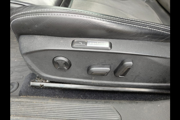 Volkswagen ID.3 First Max 58kWh Pano-dak Adap.Cruise Apple Carplay Android Camera PDC Ergo Active-Stoel Navi-Pro Ecc Stoel-Stuurverwarming Elek.Stoelen Lmv Privacy Glas Keyless Advanced Led-Achterlicht dynamisch Matrix Led Origineel Nederlandse Auto Zeer compleet Nieuwprijs €49.176,-