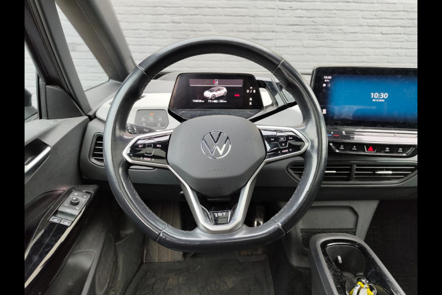 Volkswagen ID.3 First Max 58kWh Pano-dak Adap.Cruise Apple Carplay Android Camera PDC Ergo Active-Stoel Navi-Pro Ecc Stoel-Stuurverwarming Elek.Stoelen Lmv Privacy Glas Keyless Advanced Led-Achterlicht dynamisch Matrix Led Origineel Nederlandse Auto Zeer compleet Nieuwprijs €49.176,-