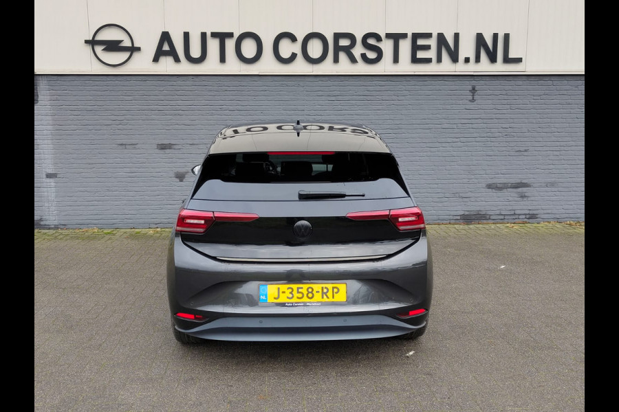 Volkswagen ID.3 First Max 58kWh Pano-dak Adap.Cruise Apple Carplay Android Camera PDC Ergo Active-Stoel Navi-Pro Ecc Stoel-Stuurverwarming Elek.Stoelen Lmv Privacy Glas Keyless Advanced Led-Achterlicht dynamisch Matrix Led Origineel Nederlandse Auto Zeer compleet Nieuwprijs €49.176,-