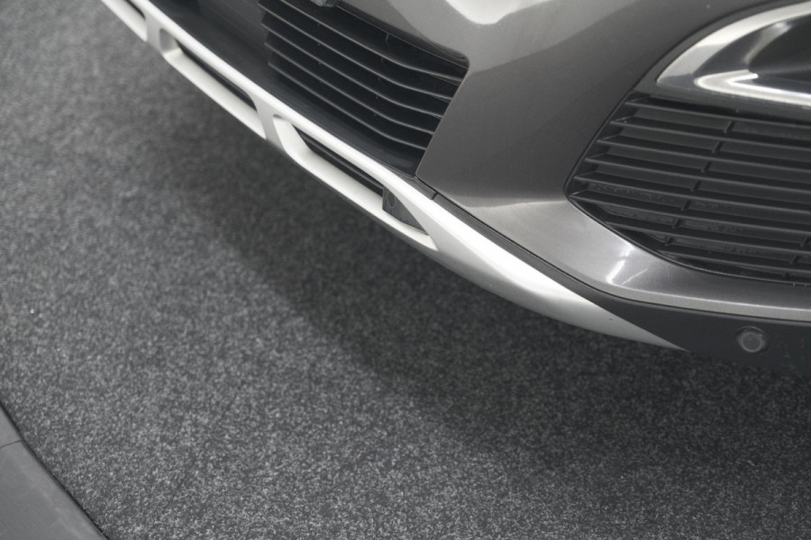 Peugeot 3008 1.6 e-THP 165 GT Line | Trekhaak | Panoramadak | Camera | Elektronische Kofferklep