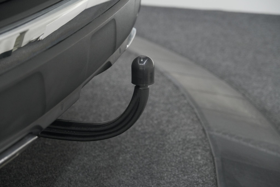 Peugeot 3008 1.6 e-THP 165 GT Line | Trekhaak | Panoramadak | Camera | Elektronische Kofferklep