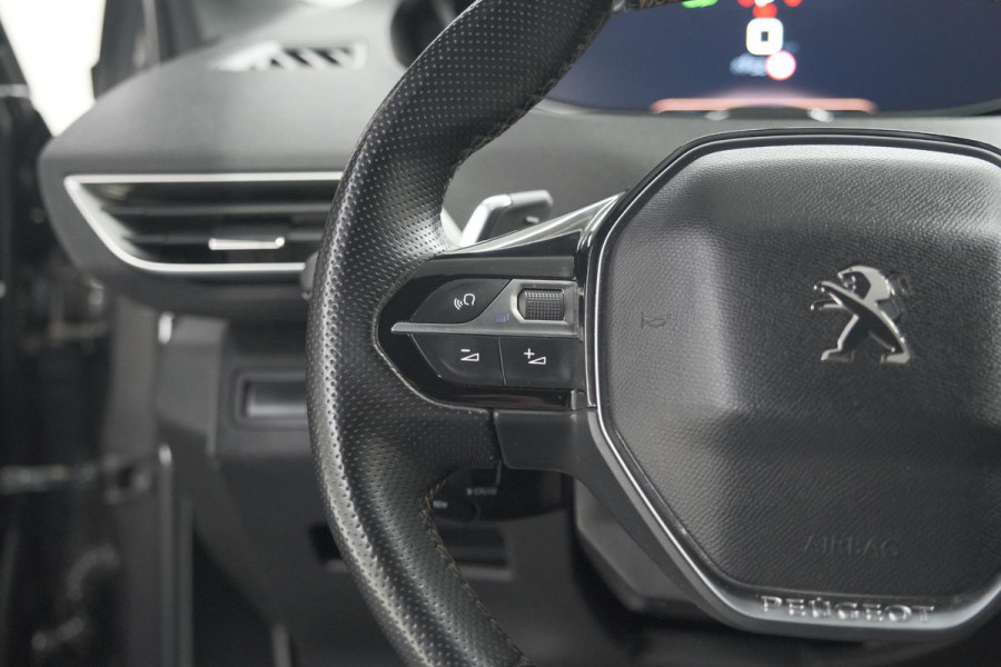 Peugeot 3008 1.6 e-THP 165 GT Line | Trekhaak | Panoramadak | Camera | Elektronische Kofferklep