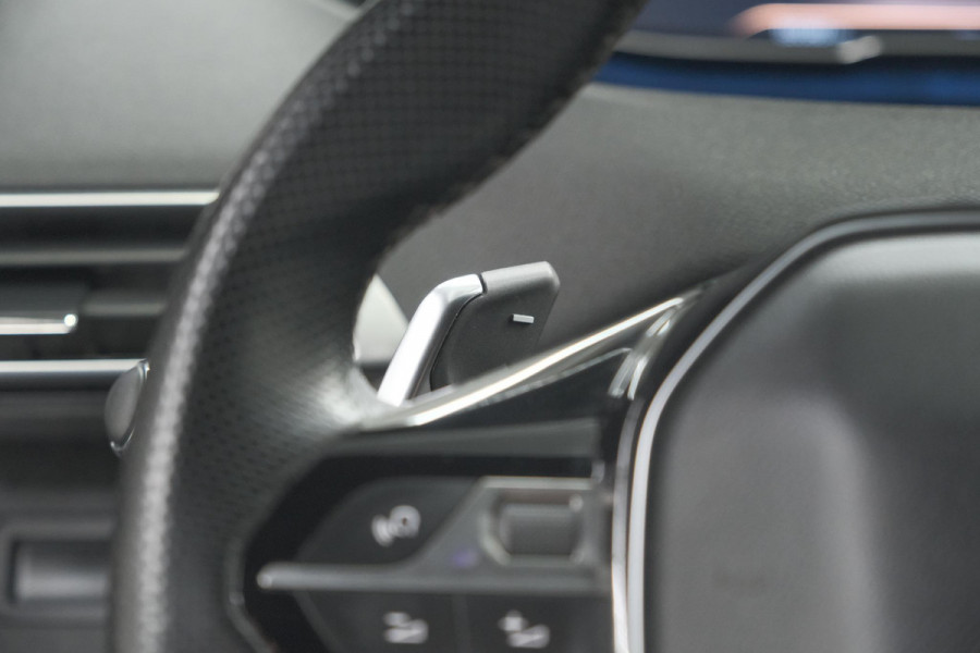 Peugeot 3008 1.6 e-THP 165 GT Line | Trekhaak | Panoramadak | Camera | Elektronische Kofferklep