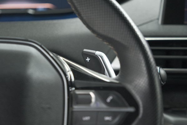Peugeot 3008 1.6 e-THP 165 GT Line | Trekhaak | Panoramadak | Camera | Elektronische Kofferklep