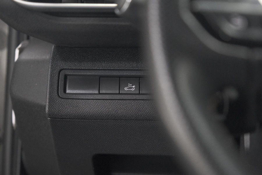 Peugeot 3008 1.6 e-THP 165 GT Line | Trekhaak | Panoramadak | Camera | Elektronische Kofferklep