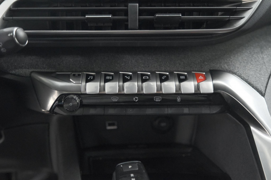 Peugeot 3008 1.6 e-THP 165 GT Line | Trekhaak | Panoramadak | Camera | Elektronische Kofferklep