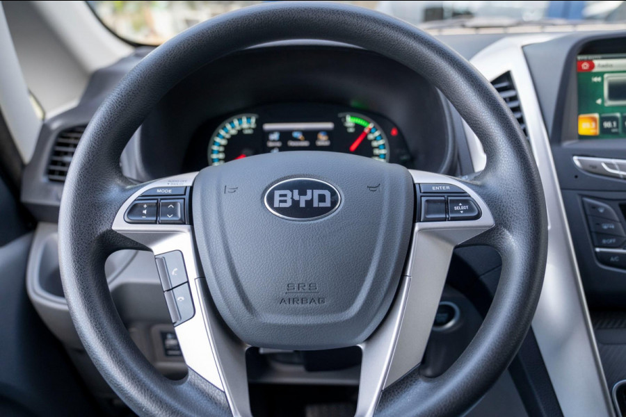 BYD ETP3 Standard 45 kWh|Prijs rijklaar incl. 12 mnd garantie| LMV Stoelverwarming Airco Camera Parkeersensoren achter