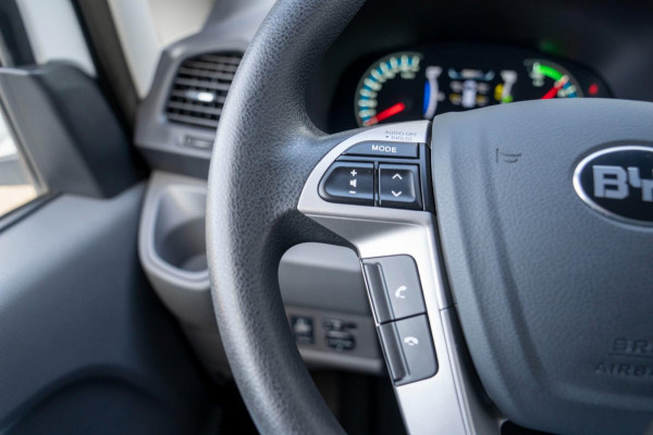 BYD ETP3 Standard 45 kWh|Prijs rijklaar incl. 12 mnd garantie| LMV Stoelverwarming Airco Camera Parkeersensoren achter