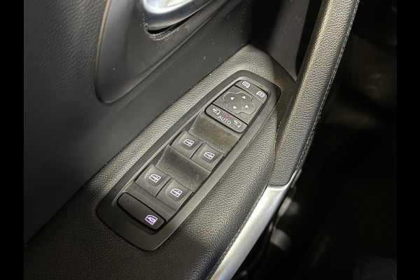 Renault Kadjar 1.3 TCe Intens | Bose | Stoelverwarming | Camera | Glazen dak