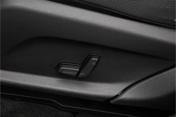 Mercedes-Benz GLC 250 4MATIC AMG Premium, Distronic, Head-up, Leder, Trekhaak