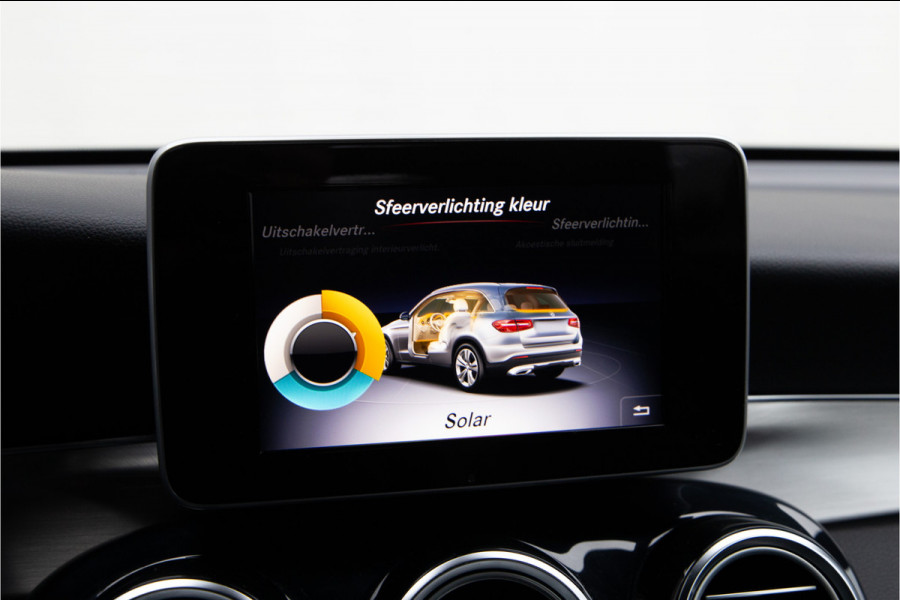 Mercedes-Benz GLC 250 4MATIC AMG Premium, Distronic, Head-up, Leder, Trekhaak