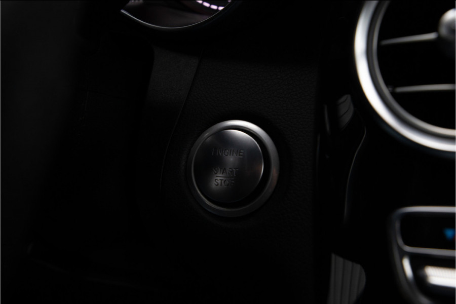 Mercedes-Benz GLC 250 4MATIC AMG Premium, Distronic, Head-up, Leder, Trekhaak