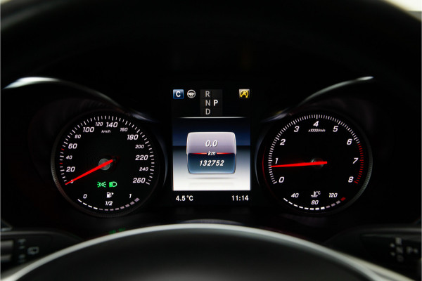 Mercedes-Benz GLC 250 4MATIC AMG Premium, Distronic, Head-up, Leder, Trekhaak