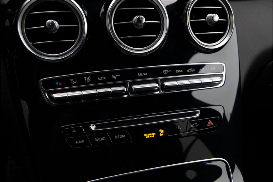 Mercedes-Benz GLC 250 4MATIC AMG Premium, Distronic, Head-up, Leder, Trekhaak