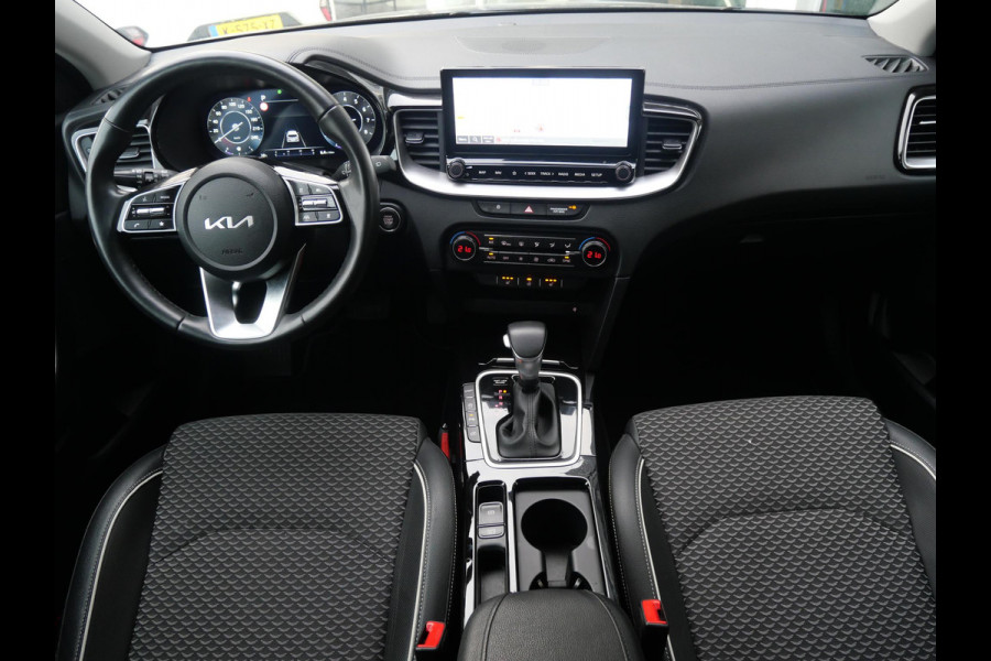 Kia Ceed Sportswagon 1.5 T-GDi DynamicPlusLine | Cruise | Clima | Camera | Navi | Carplay | Keyless | Stoel-stuurverwarming |