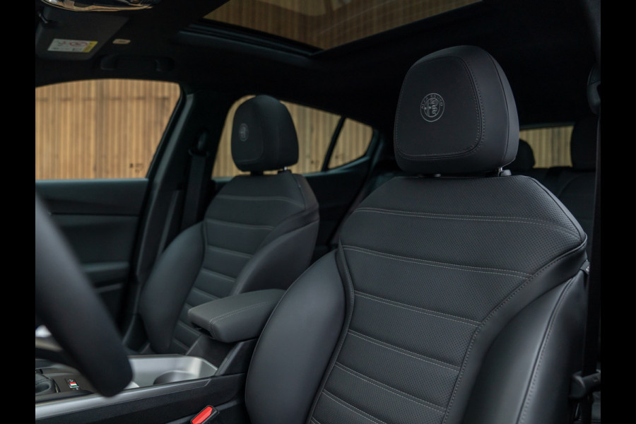Alfa Romeo Tonale 1.3T PHEV 280pk Veloce | NL-auto | Pano-dak | Harman/Kardon | Stoelventilatie | Adapt. cruise |