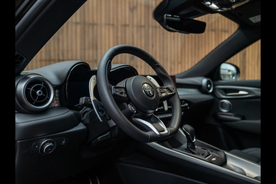 Alfa Romeo Tonale 1.3T PHEV 280pk Veloce | NL-auto | Pano-dak | Harman/Kardon | Stoelventilatie | Adapt. cruise |