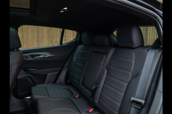 Alfa Romeo Tonale 1.3T PHEV 280pk Veloce | NL-auto | Pano-dak | Harman/Kardon | Stoelventilatie | Adapt. cruise |