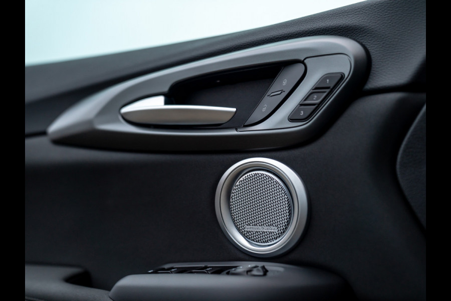 Alfa Romeo Tonale 1.3T PHEV 280pk Veloce | NL-auto | Pano-dak | Harman/Kardon | Stoelventilatie | Adapt. cruise |