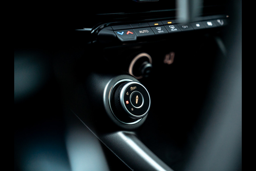 Alfa Romeo Tonale 1.3T PHEV 280pk Veloce | NL-auto | Pano-dak | Harman/Kardon | Stoelventilatie | Adapt. cruise |