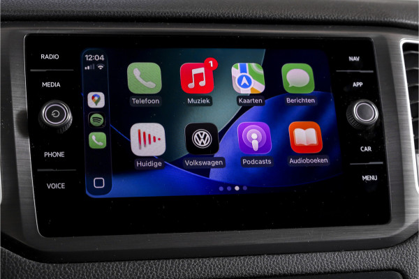 Volkswagen Golf Sportsvan 1.5 TSI ACT 130 PK Comfortline - Automaat | Adapt. Cruise | Stoelverw. | PDC | Camera | App.Connect + NAV. | ECC | DAB | Trekhaak | LM 16" |