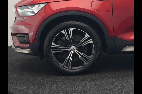 Volvo XC40 T5 Recharge Inscription Plug In Hybrid 262pk Dealer O.H. PHEV | 360 Camera | Sportstoelen Memory & Verwarmd | Stuurwiel Verwarmd | Apple Carplay | Keyless | 19"L.M | Virtual | Navigatie | DAB |