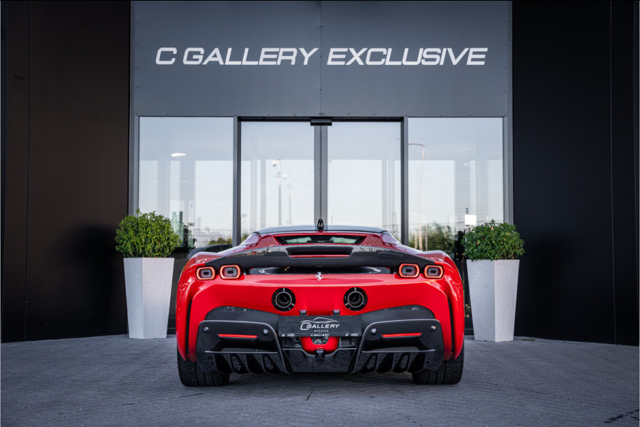 Ferrari SF90 Stradale 4.0 V8 Assetto Fiorano - Carbon | Alcantara | Carplay