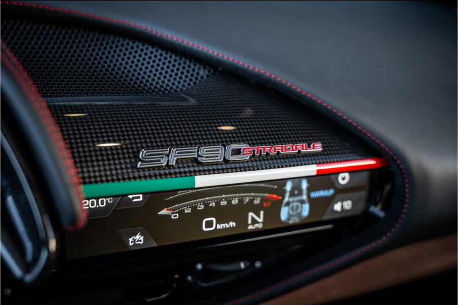Ferrari SF90 Stradale 4.0 V8 Assetto Fiorano - Carbon | Alcantara | Carplay