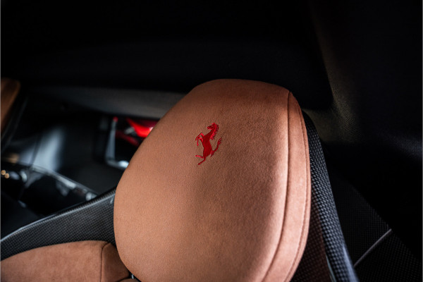 Ferrari SF90 Stradale 4.0 V8 Assetto Fiorano - Carbon | Alcantara | Carplay